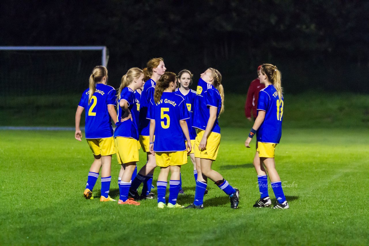 Bild 302 - B-Juniorinnen TSV Gnutz o.W. - SV Wahlstedt : Ergebnis: 1:1